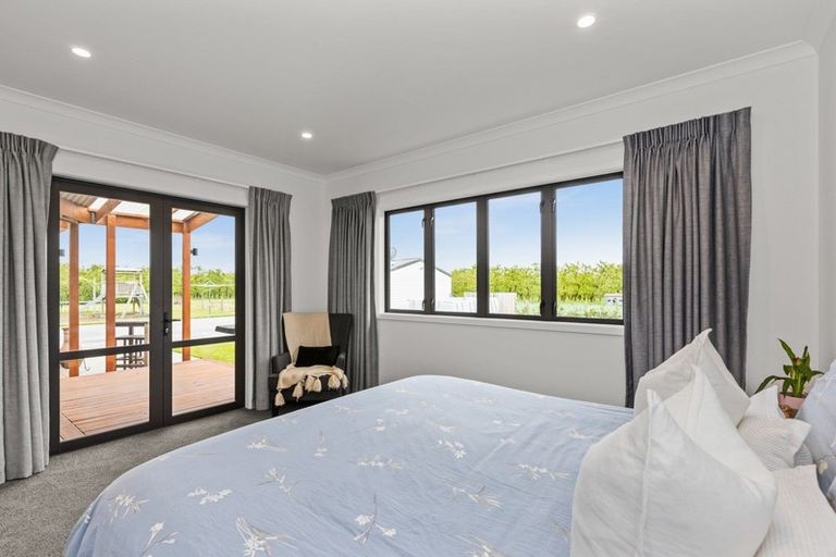 Photo of property in 64 Thompson Road, Twyford, Hastings, 4175