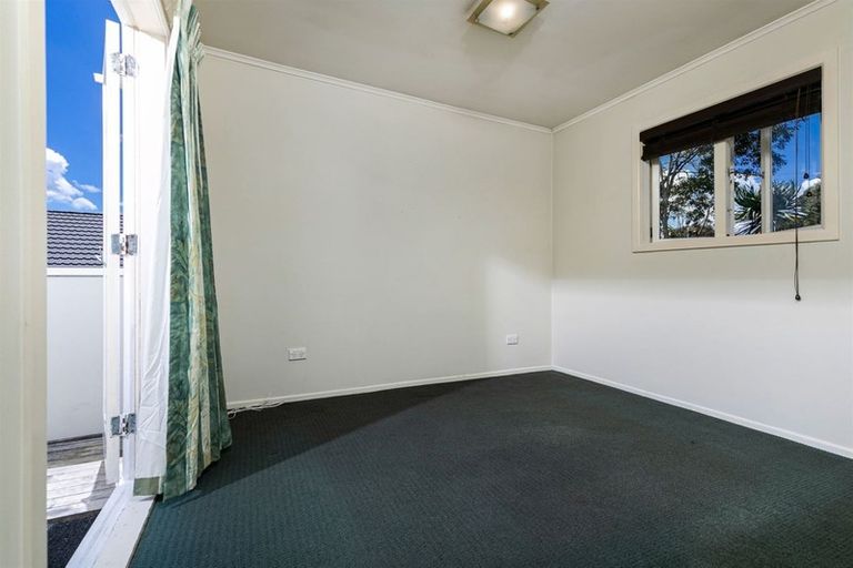 Photo of property in 14 Isobel Road, Greenhithe, Auckland, 0632