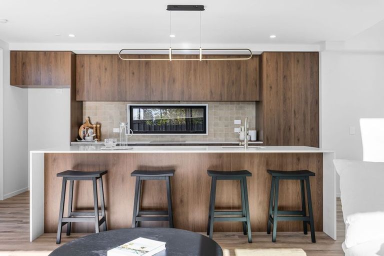 Photo of property in 49b Browns Road, St Albans, Christchurch, 8014