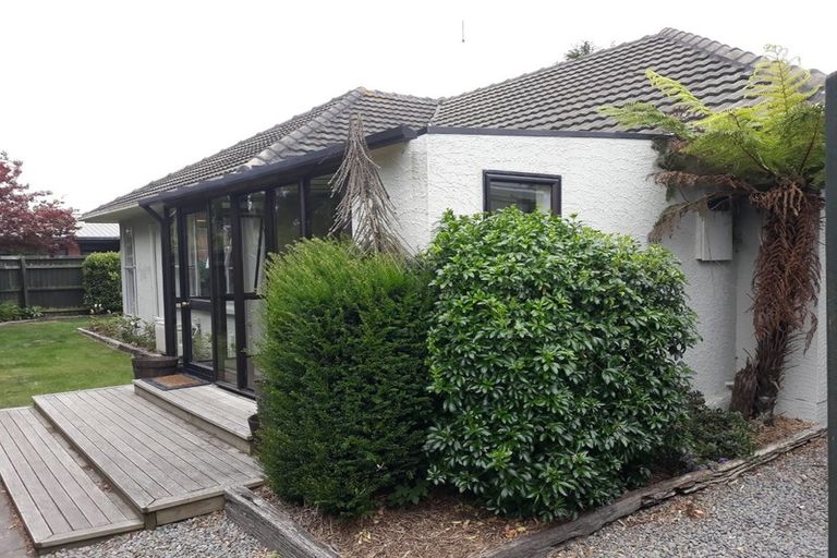 Photo of property in 8 Kyeburn Place, Avonhead, Christchurch, 8042