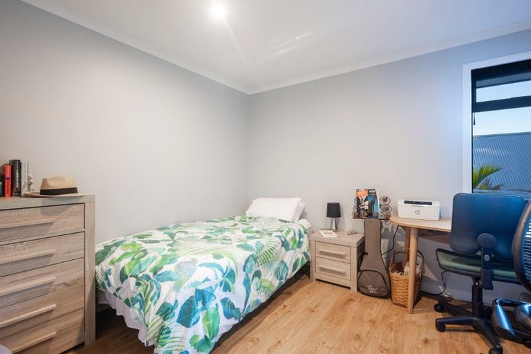 Photo of property in 2 Village Lane, Stoke, Nelson, 7011
