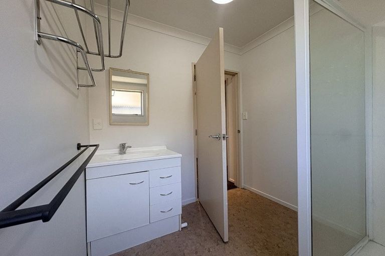 Photo of property in 61 Lipscombe Crescent, Havelock North, 4130