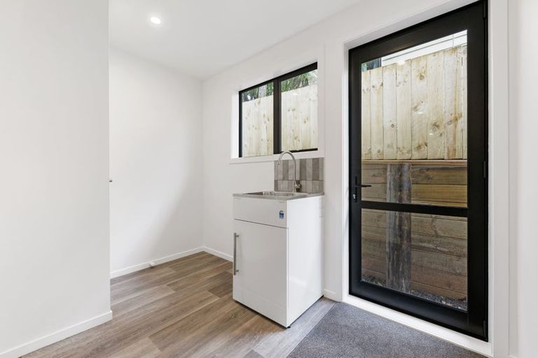 Photo of property in 30c Russell Road, Manurewa, Auckland, 2102