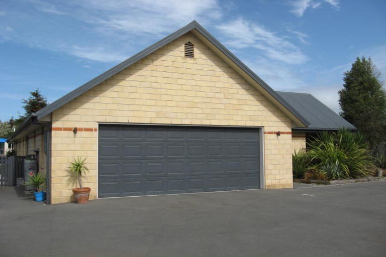 Photo of property in 10 Glenwood Drive, Prebbleton, 7604