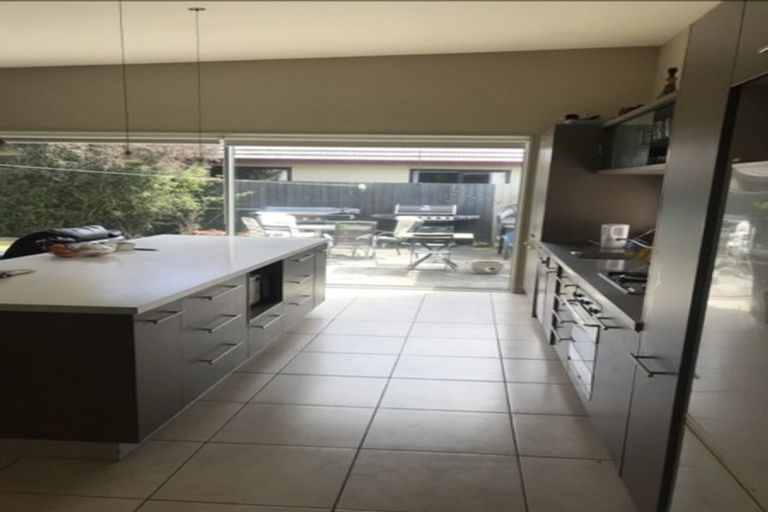 Photo of property in 11 Linkwater Way, Parklands, Christchurch, 8083