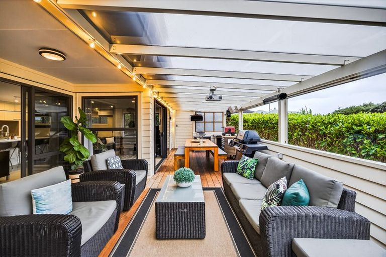 Photo of property in 1 Bella Vista Drive, Gulf Harbour, Whangaparaoa, 0930