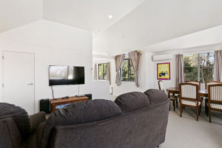 Photo of property in 13/93a Kelburn Parade, Kelburn, Wellington, 6012