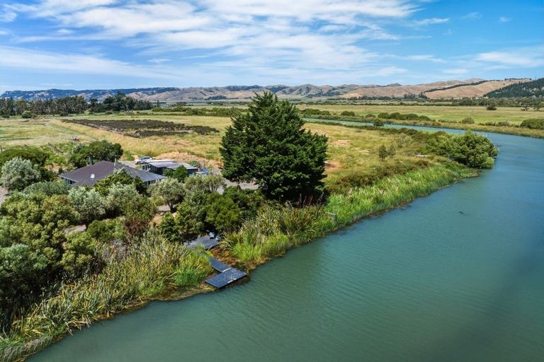 Photo of property in 686 Dillons Point Road, Dillons Point, Blenheim, 7273
