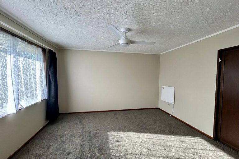 Photo of property in 2/107 Queen Street, Westport, 7825
