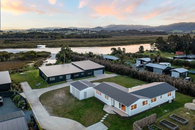 Photo of property in 10 Ivy Lane, Mangawhai Heads, 0505