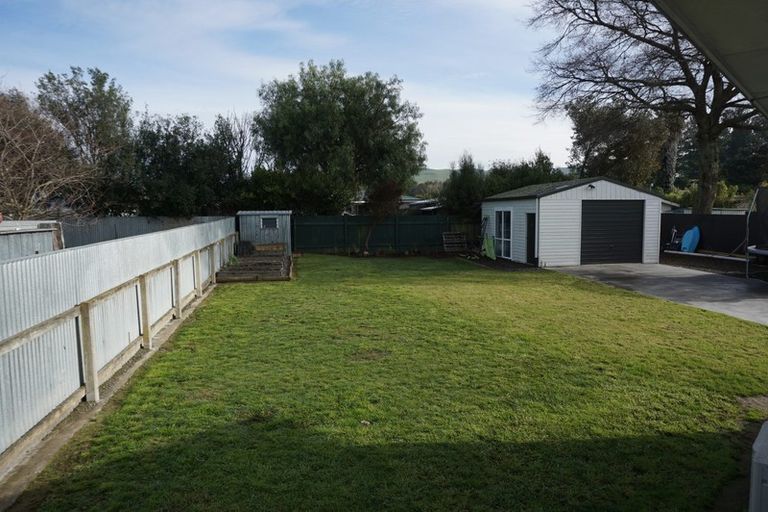 Photo of property in 11 Russell Street, Otane, 4202
