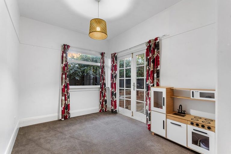 Photo of property in 6 Lionel Street, Avonside, Christchurch, 8061