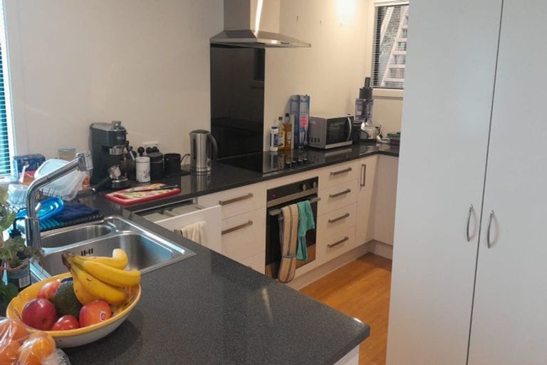 Photo of property in 18 Appleton Place, Karori, Wellington, 6012