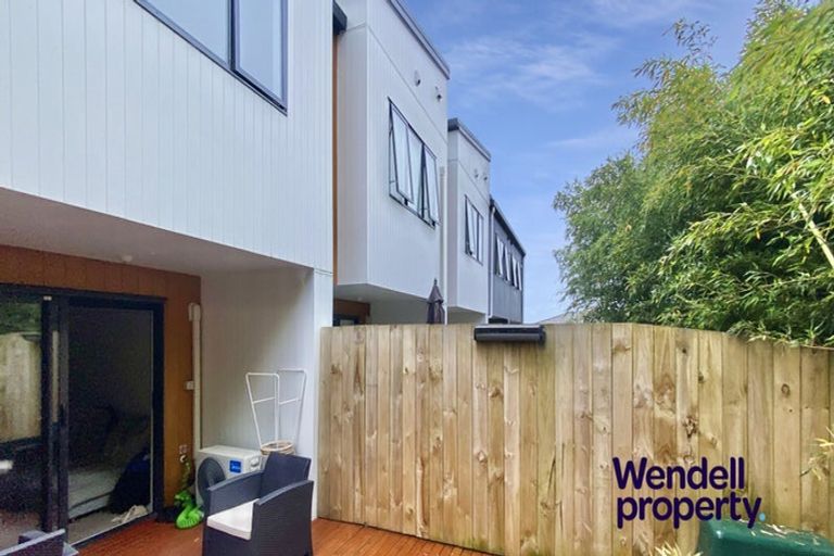 Photo of property in Rf202b, 24/18 Hewlett Road, Massey, Auckland, 0614