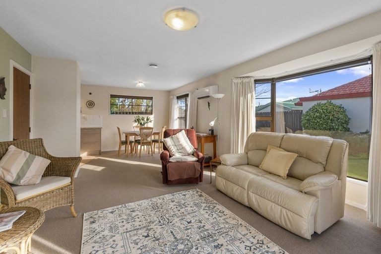 Photo of property in 6/160 Simeon Street, Spreydon, Christchurch, 8024