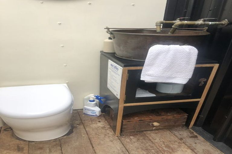 Photo of property in 6 Arahiwi Rise, Pataua South, Onerahi, 0192