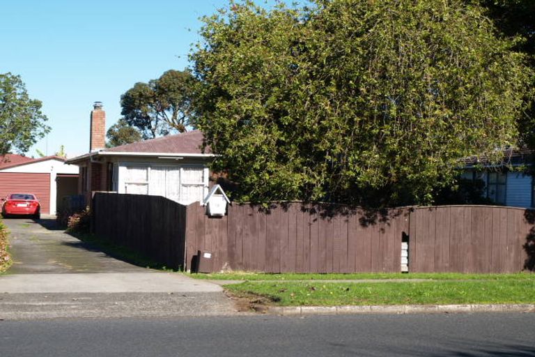 Photo of property in 122 Buckland Road, Mangere East, Auckland, 2024