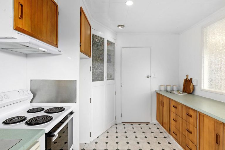 Photo of property in 39 Tweed Road, Papakowhai, Porirua, 5024