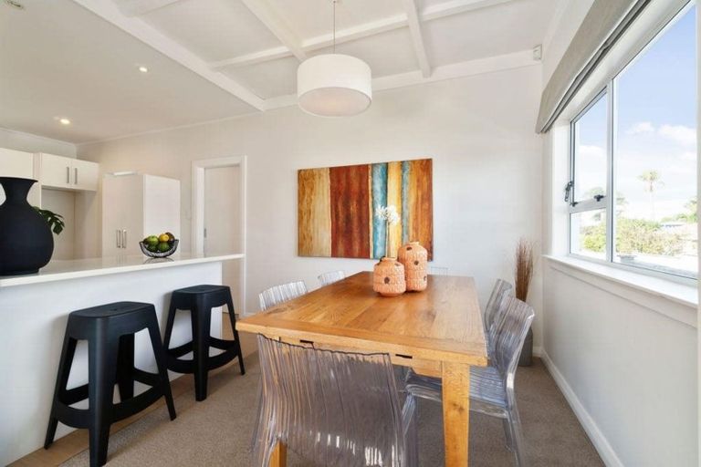 Photo of property in 797a Te Atatu Road, Te Atatu Peninsula, Auckland, 0610