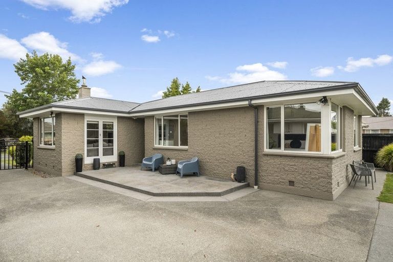 Photo of property in 18 Glencoe Street, Burnside, Christchurch, 8053