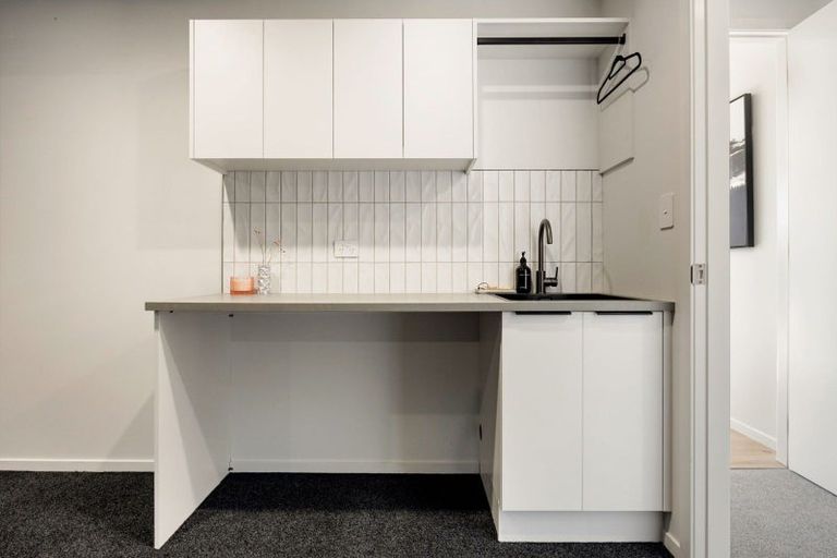 Photo of property in 37 Taahunui Rise, Peacocke, 3206