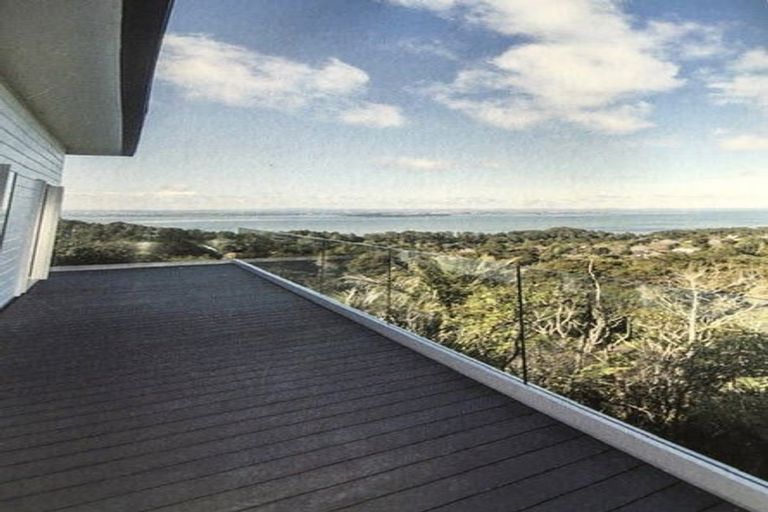 Photo of property in 23 The Drive, Titirangi, Auckland, 0604