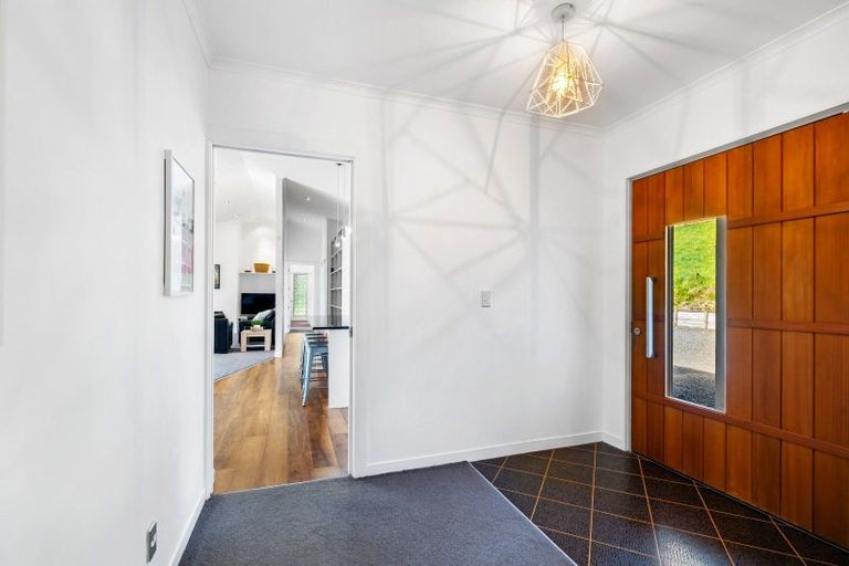 Photo of property in 30 Waipuka Road, Waimarama, Havelock North, 4294