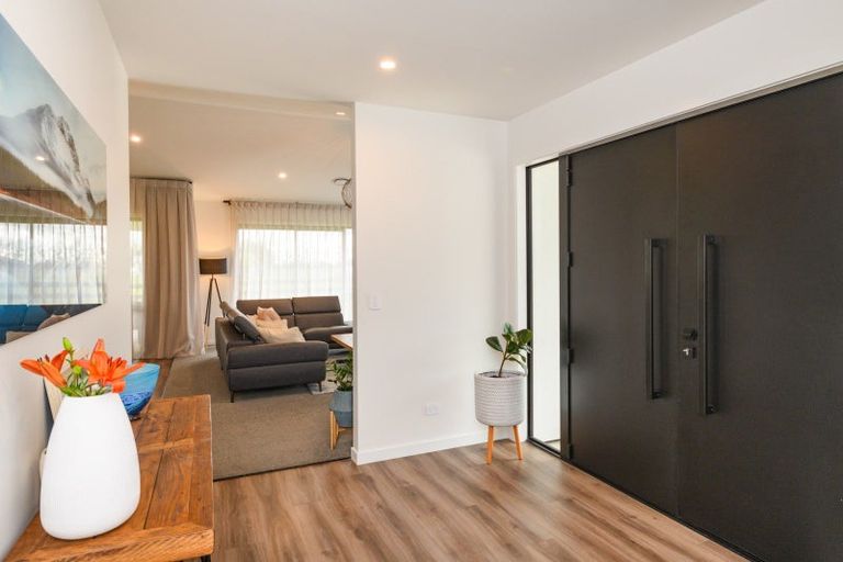 Photo of property in 65 Hartwell Drive, Kelvin Grove, Palmerston North, 4470