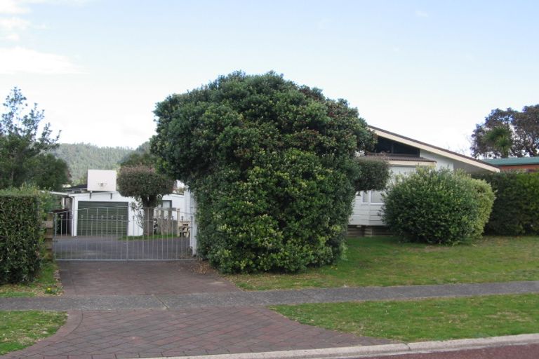Photo of property in 4 Prescott Place, Pauanui, Hikuai, 3579
