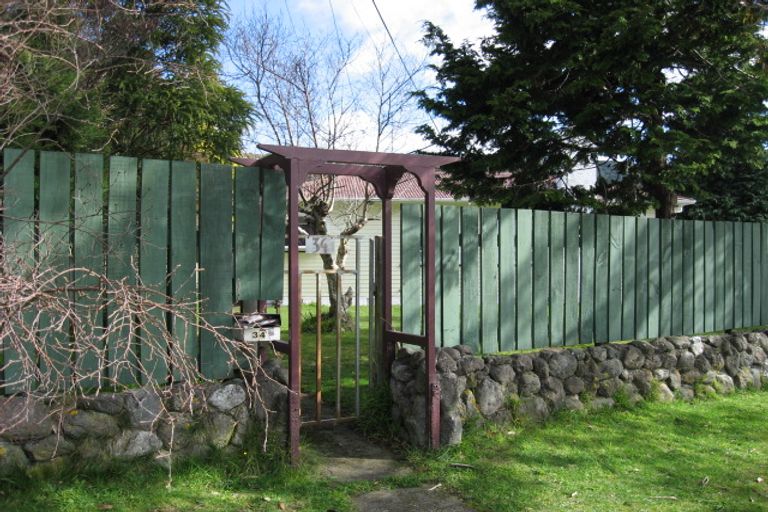 Photo of property in 34 Wood Street, Wainuiomata, Lower Hutt, 5014