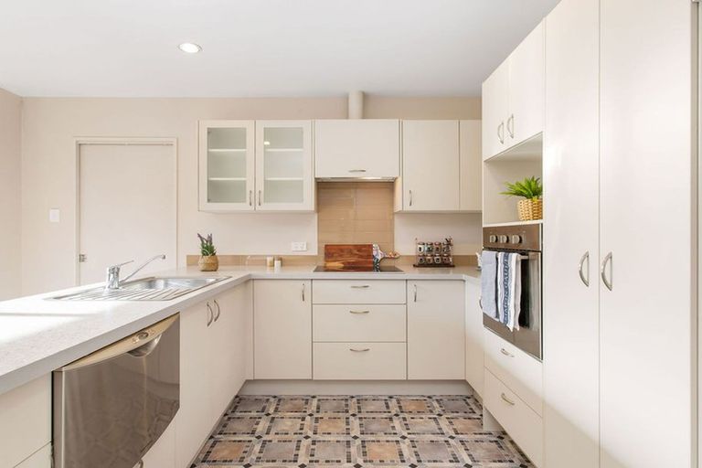 Photo of property in 87c Saint Martins Road, Saint Martins, Christchurch, 8022