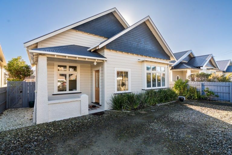 Photo of property in 180 Victoria Road, Saint Clair, Dunedin, 9012