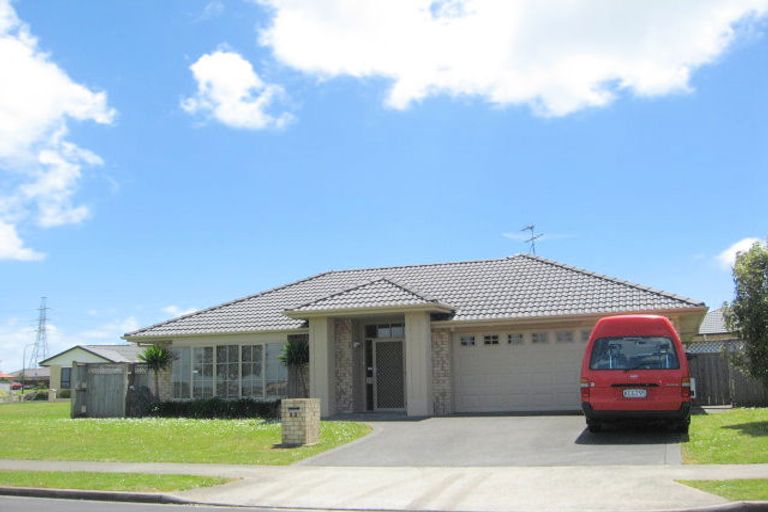 Photo of property in 82 Longford Park Drive, Takanini, 2112