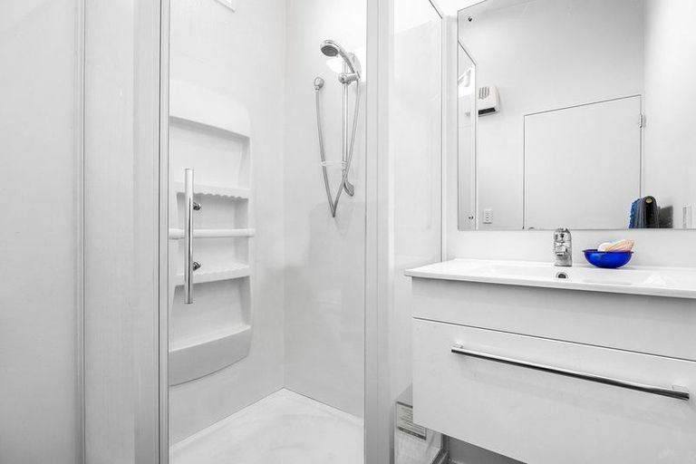 Photo of property in 11 Wades Avenue, Saint Martins, Christchurch, 8022