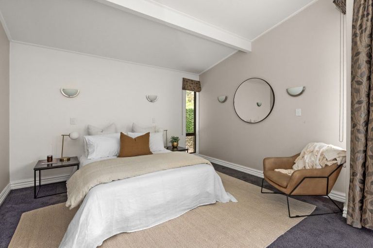 Photo of property in 16a Howard Road, Taradale, Napier, 4112