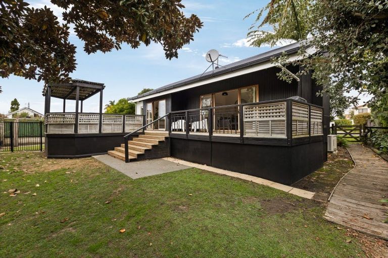 Photo of property in 24 Ngarimu Crescent, Taradale, Napier, 4112