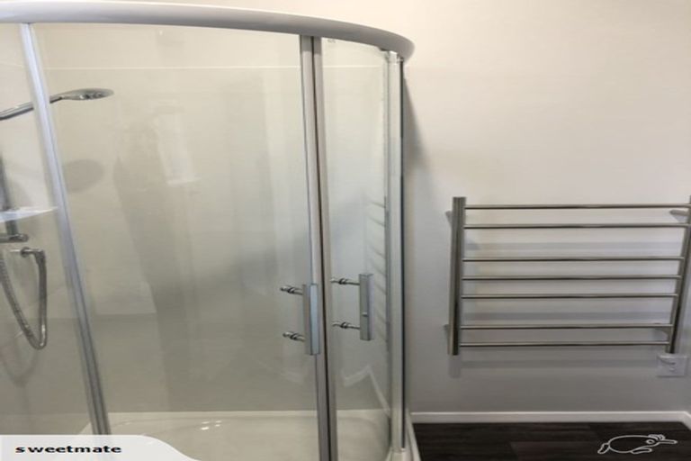 Photo of property in 33 Hindmarsh Street, Johnsonville, Wellington, 6037