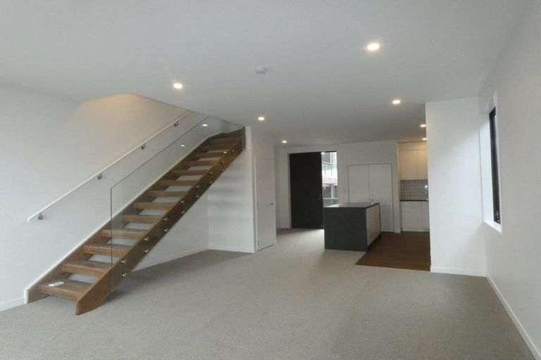 Photo of property in 11/20u Trent Street, Island Bay, Wellington, 6023