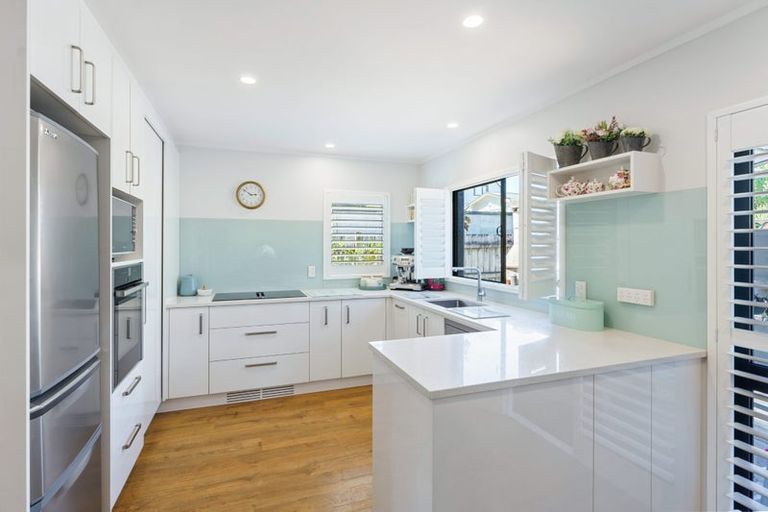 Photo of property in 19 Dixie Street, Te Horo Beach, Otaki, 5581