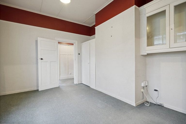 Photo of property in 218 Oxford Street, South Dunedin, Dunedin, 9012
