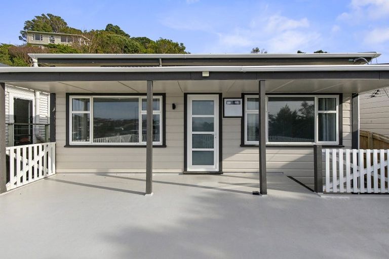 Photo of property in 19 Charlotte Avenue, Brooklyn, Wellington, 6021