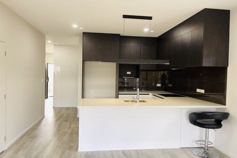 Photo of property in 42 Auranga Drive, Karaka, 2113