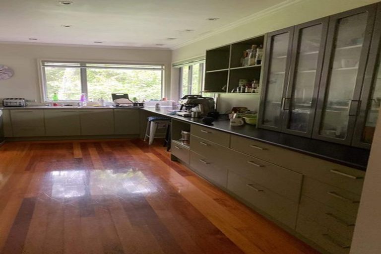 Photo of property in 17 Highbury Bypass, Birkenhead, Auckland, 0626