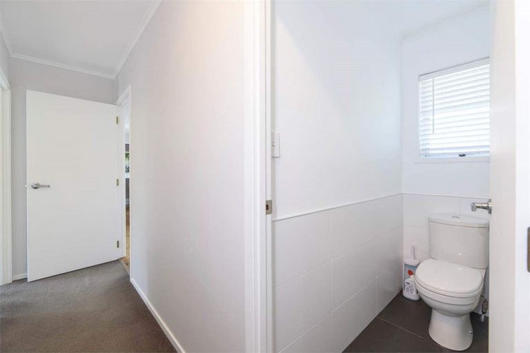 Photo of property in 57 Redwood Drive, Massey, Auckland, 0614