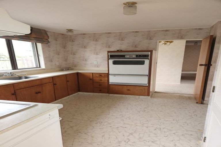 Photo of property in 29a Rewarewa Crescent, Waikanae, 5036