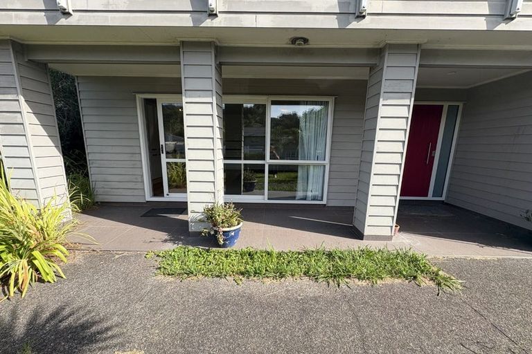 Photo of property in 28 Kate Sheppard Avenue, Torbay, Auckland, 0630