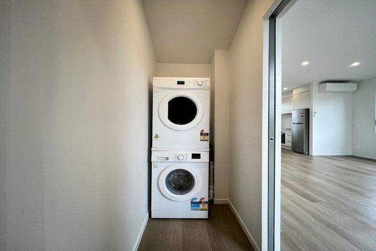 Photo of property in 1/22 James Laurie Street, Henderson, Auckland, 0612