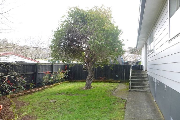 Photo of property in 17 Clyma Place, Massey, Auckland, 0614