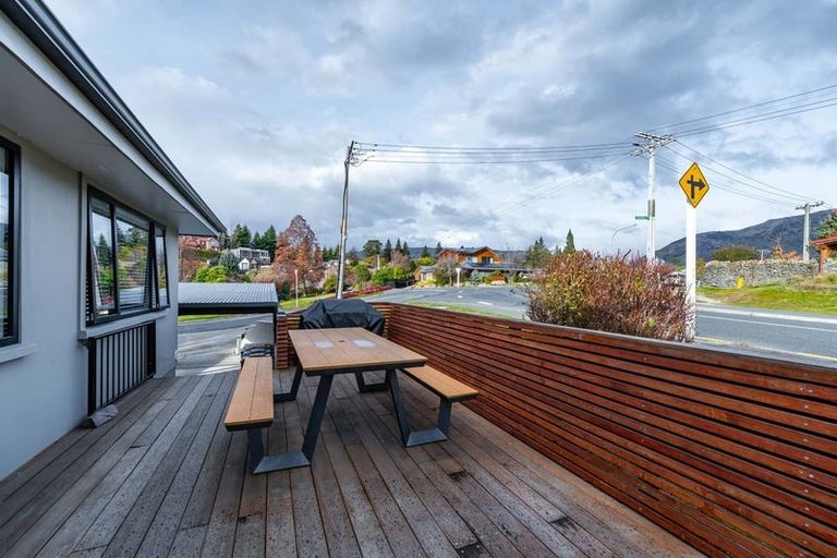 Photo of property in 84 Helwick Street, Wanaka, 9305