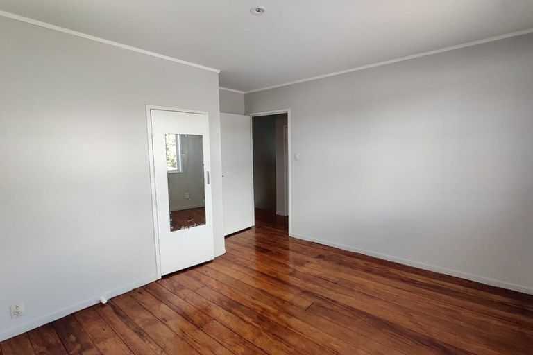 Photo of property in 27 Burndale Terrace, Manurewa, Auckland, 2102